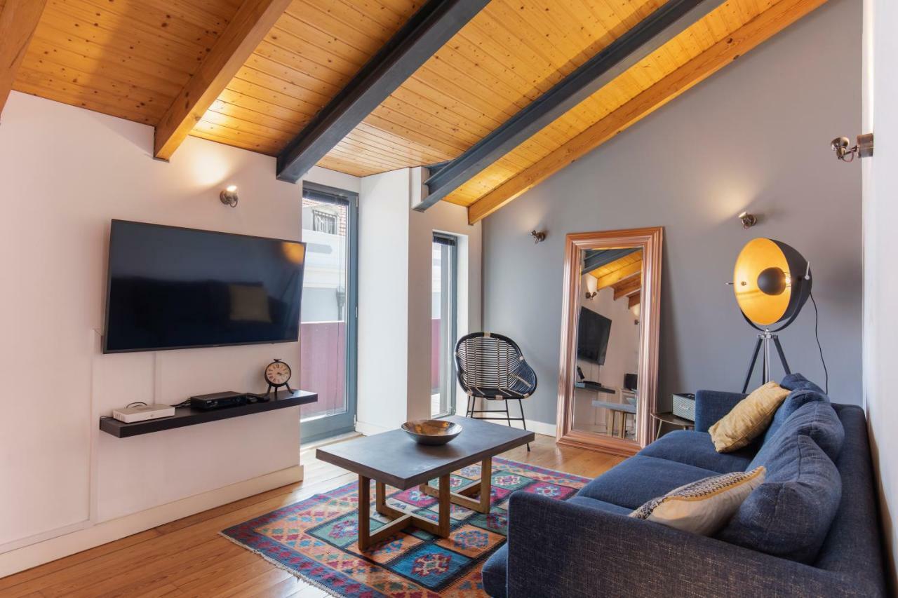 Bairro Alto Stunning Flat With Balcony By Lovelystay Lisboa Exteriér fotografie